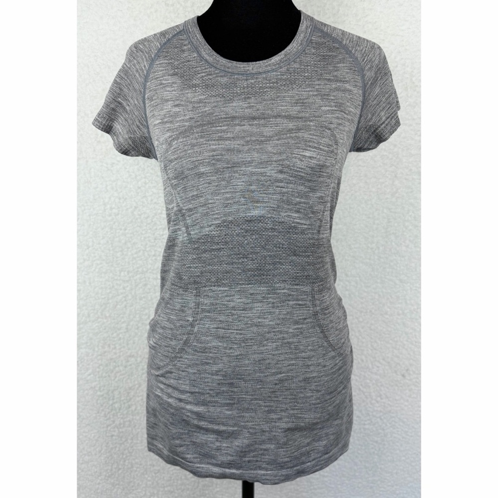 LULULEMON • Heather Gray Swiftly Tech Crewneck Short-Sleeve Athletic Shirt, 6 - Picture 15 of 15